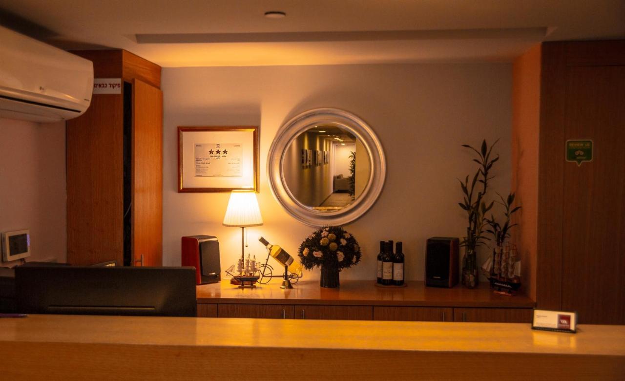 Maris Hotel Хайфа Екстериор снимка