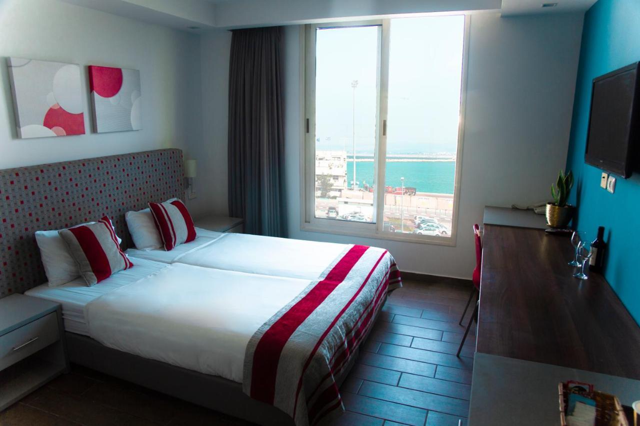 Maris Hotel Хайфа Екстериор снимка