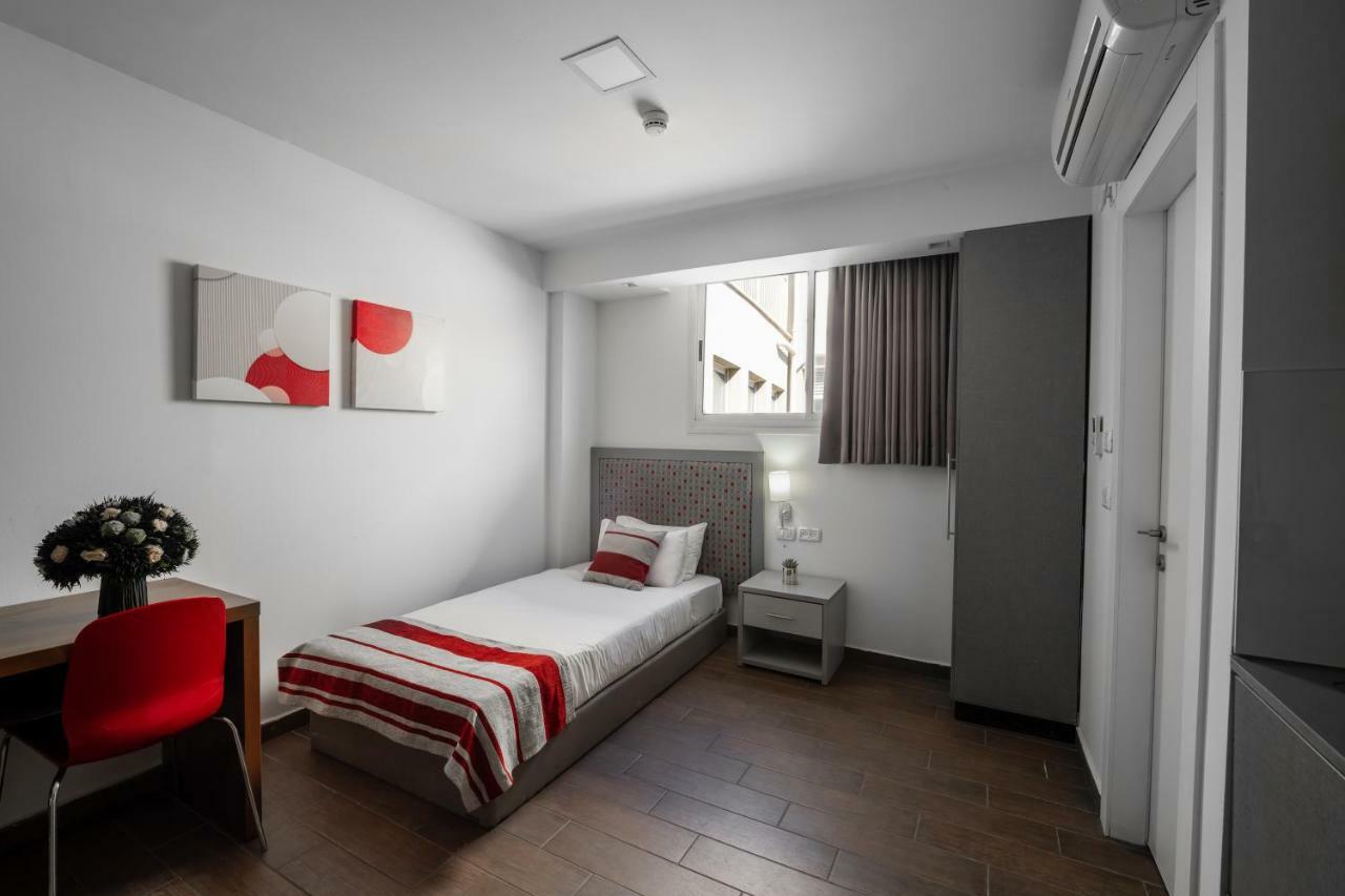 Maris Hotel Хайфа Екстериор снимка