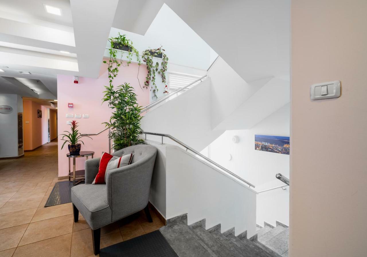 Maris Hotel Хайфа Екстериор снимка