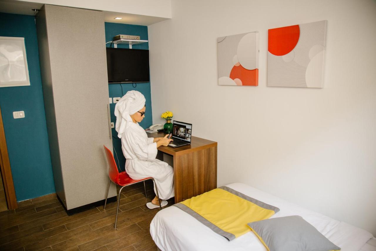 Maris Hotel Хайфа Екстериор снимка